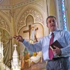 Tim Staples, predicando en un templo católico