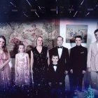 Los Lefèvre, Gabriel, Anne y sus seis hijos, se ganaron a la audiencia con un pupurrí de canciones navideñas que tuvieron que intepretar desde su domicilio porque uno de ellos contrajo el covid.