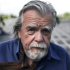 Michael Lonsdale recibió el premio en Cannes por su papel de hermano Luc en «De Dioses y hombres»