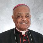 Monseñor Wilton Gregory
