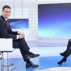 Pedro Sánchez, entrevistado en Televisión Española - cien católicos explican al Papa que temen el uso que la prensa haga de la visita a Roma del político, que impulsa leyes  anti-vida y anti-cristianas