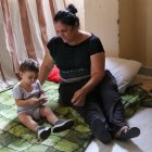 Esta abuela cristiana tiene que hacerse cargo de sus nietos y lo ha perdido todo