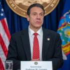 Andrew Cuomo, gobernador demócrata de Nueva York impuso estas restricciones discriminatorias contra las iglesias