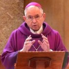 El arzobispo de Los Ángeles, José Gómez, durante una homilía de Cuaresma, el 22 de marzo de 2020.