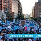 Manifestación «Salvemos las dos vidas» en Córdoba: todas las ciudades argentinas han visto manifestaciones masivas contra el aborto.