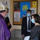 Imagen de uno de los muchos encuentros entre el arzobispo y la ministra