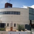 La parroquia de María Virgen Madre, en Madrid, es el lugar de referencia para los Franciscanos de María y una iglesia particularmente activa, nutrida y generosa.