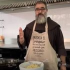 Fray Ángel Ramón Serrano, el cocinero franciscano que está revolucionando Youtube. Más de 100.000 personas siguen las recetas del fraile franciscano.