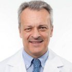 Alberto Alonso Babarro es paliativista y formador de paliativistas y señala el daño que la eutanasia hará a la relación con los pacientes... y a los pacientes mismos