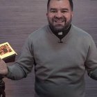 El sacerdote Javier Riveros, conductor los domingos de El Rosario Peregrino en Minuto de Dios