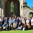 Jóvenes católicos suecos de la Helige Eriks Legion y de las Filiae Reginae Scandinaviae. Foto: Perfil de Facebook de Filiae Reginae Scandinaviae.