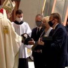 Entregan las reliquias en la beatificación del cardenal Wyszinski y Elzbieta Czacka