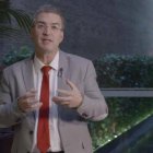 Xosé Manuel Domínguez, doctor en filosofía y autor de más de 50 libros, ayuda desde su organización a familias y matrimonios con problemas derivados de la pornografía.