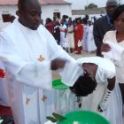 El padre Queirós es consciente del desafío pastoral y social al que se enfrenta en Angola