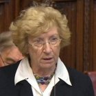 La baronesa Molly Meacher, además de diputada en los Lores, es presidenta del lobby eutanásico inglés