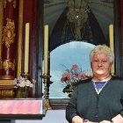 María López es la guardesa de la capilla de la Virgen de los Dolores del Puente en Málaga