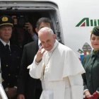 Francisco comienza su viaje internacional número 35, que le llevará a Chipre y Grecia, "las fuentes de la fe".