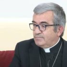 Luis Argüello no rehuyó las preguntas complicadas sobre aborto, objeción, terapias gays o abusos