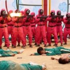 En la serie de ficción El Juego del Calamar, muchos firman un documento en el que autorizan a que les maten... la eutanasia, como los gladiadores, es volver al paganismo.