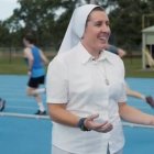 Melissa Dwyer parecía tenerlo todo, pero por dentro se sentía vacía hasta que tuvo que elegir entre Dios y el deporte.