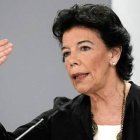 isabel Celaá, exministra socialista de Educación que soliviantó a las escuelas católicas y concertadas... candidata a embajadora al Vaticano