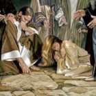 Los fariseos le traen una mujer sorprendida en adulterio