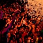 Dos recientes reportajes muestran la cara menos gay -alegre- de la vida gay.