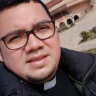 Carlos Corado explica la realidad social y religiosa de su país, El Salvador.