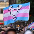 Esta familia relata el drama que están viviendo con la "locura trans" que ha engullido a su hijo