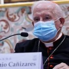 En lo peor del coronavirus en Valencia, el cardenal Cañizares exhorta a mantener las parroquias abiertas y el Santísimo expuesto, y hacer más misas