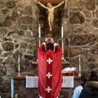 El prefecto del Culto Divino aclara las dudas suscitadas por «Traditionis Custodes» en el sentido menos favorable a los sacerdotes que dicen la misa tradicional. Foto: Josh Applegate / Unsplash.