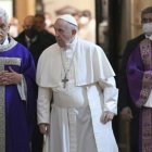 En la misa por el IV centenario de la canonización de San Ignacio de Loyola o San Francisco Javier, el Papa Francisco ha recordado el papel "transformador" de la oración y ha llamado a los cristianos a no dejarse llevar por el clima individualista.