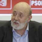 Tezanos es un político del PSOE que desde 2018 hace decir cosas muy raras al CIS - ahora asegura que millones de españoles ponen belenes laicos o civiles