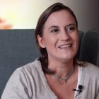 Tras una tortuosa juventud y adolescencia alternando separaciones, depresiones y Nueva Era, Blanca Llantada regresó a la fe gracias a un misterioso encuentro con el Espíritu Santo y la Virgen María.