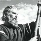 Hay uno que os acusa: Moisés,