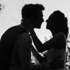 Dios ha hecho algo asombroso con el amor entre esposo y esposa... y la Teología del Cuerpo lo explica