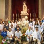 Estos son los sanitarios católico pioneros que podrán presumir de que en 2022 estuvieron en la primera misa blanca de Cataluña