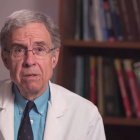 El doctor Michael Egnor recuerda que otras prácticas aberrantes también recibieron en el pasado el aplauso de la comunidad médica, seducida ahora por la ideología de género.