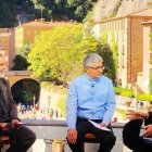 De izquierda a derecha, el diácono y periodista Ignasi Miranda, mosén Cahuana y el rector de Montserrat, Joan M Mayol