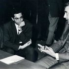 Carlos Alberto Sacheri (a la derecha de la foto) creó escuela porque hablaba con convicción y claridad y empatizaba con quien le escuchaba.