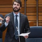 García Gallardo, vicepresidente de Castilla y León, anunció más ecografías y escucha de latido fetal para embarazadas de la región