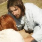 Al verla, Jesús la llamó ...