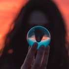 En la modernidad, la conjunción de una Voluntad sin cauce y de una Idea sin objeto produce una visión invertida de la realidad y efectos devastadores sobre las personas y la sociedad. Foto: Garidy Sanders / Unsplash.