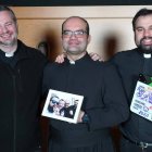 Los sacerdotes de Red de Redes: Jesús Silva,  Antonio María Domenech y Patxi Bronchalo.