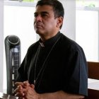 Nadie sabe dónde está encarcelado el obispo Rolando, de Matagalpa, ni como contactar con él; Ortega lo oculta