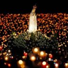 Millones de peregrinos acuden cada año al santuario de Fátima.