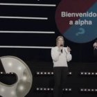 Alpha es un método de evangelización que se basa en suscitar preguntas y dejar que la gente las explore, hablando y rezando