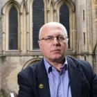 Ben Dyvowski fue recientemente despedido a sus 55 años de edad y tras dos décadas como maestro por responder a las preguntas de una comisaria LGBT.