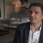 Eric Piolle, alcalde de la importante ciudad francesa de Grenoble, argumenta su propuesta en el incremento de la pluralidad o el respeto de la laicidad.