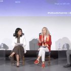 El debate de Neos, moderado por María San Gil, reunió, a días de las municipales y autonómicas, a miembros de tres importantes partidos de la derecha (a la izquierda, la representante de Vox; en el centro, la del PP; y a la derecha, el de UPN).